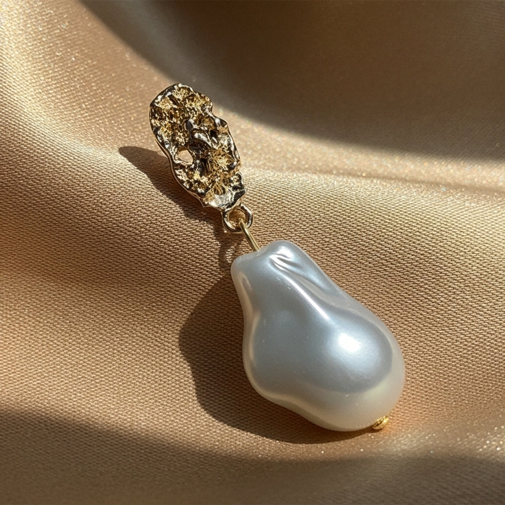 Gold Pearl Earring