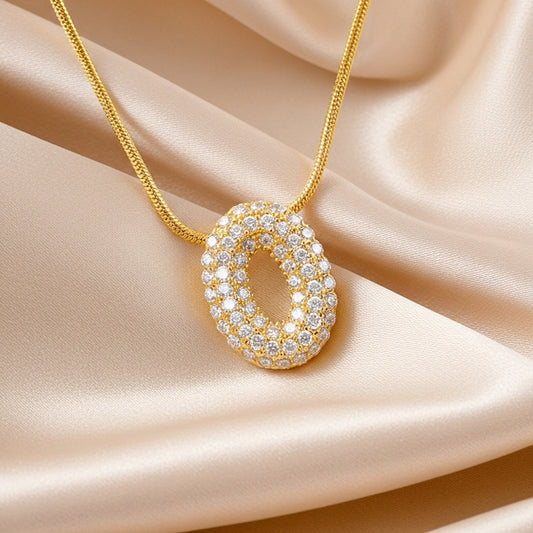 O — Alphabet Necklace